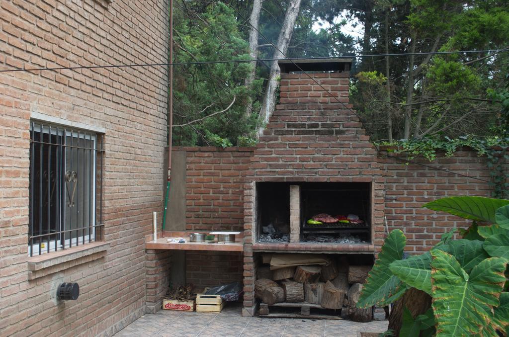 Auberge de jeunesse Casa Marina Argentina De Aeropuerto Ezeiza Chek-In 24 H 10 Minutos De Aeropuerto à Monte Grande Extérieur photo
